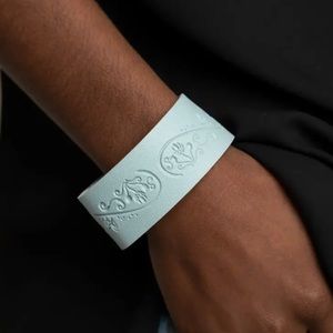 Paparazzi Butterfly Canopy Blue Urban Bracelet - New